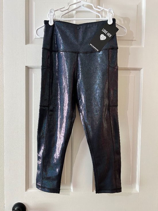 Love Her Pants - NWT Love Her Slimming Black Pearl Metallic Iridescent Capris M